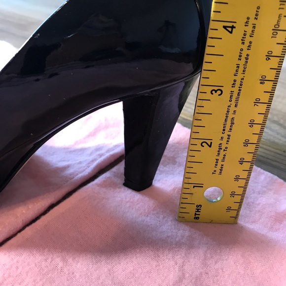 ANTONIO MELANI ruffle peep toe heel - Picture 5 of 8